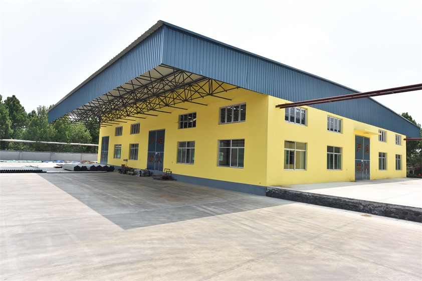 山東銀豐現(xiàn)代化工廠外景